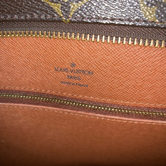 Authentic Louis Vuitton Babylone - Picture 3 of 16